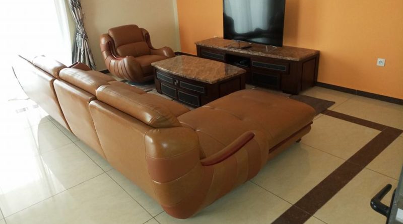 Appartement meublé à Akwa