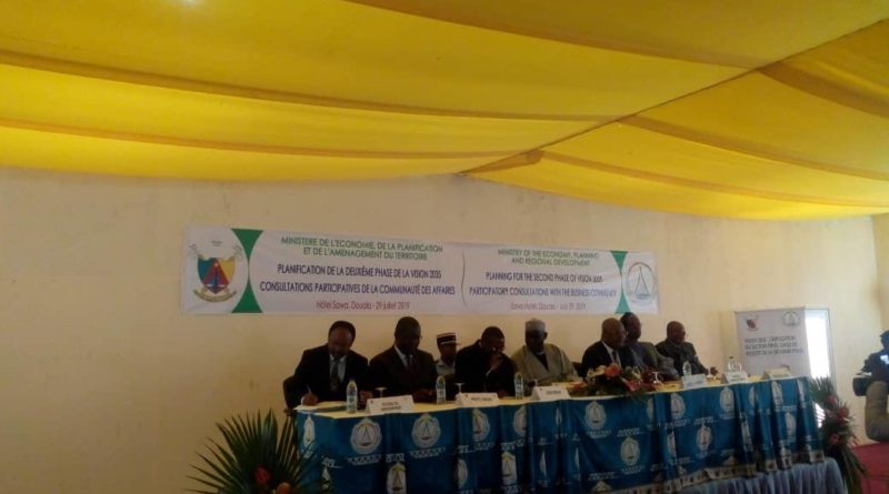 Cameroun Emergent: Le Gouvernement consulte la communauté des affaires à Douala pour un Nouveau Document stratégique plus éfficace et inclusif