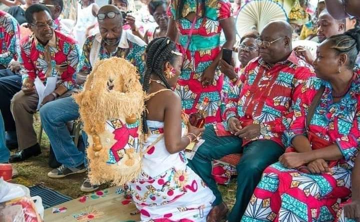 TRADITIONS: UN PÈRE REFUSE UNE DOTE DE 8 000 000FCFA DONNÉE EN PUBLIC