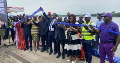 🇨🇲CAMEROUN : À YOUPWÉ, LCPS PARIE SUR LA PROFESSIONNALISATION DE LA PÊCHE ARTISANALE POUR CAPTER LE MARCHÉ MONDIAL DE LA CREVETTE